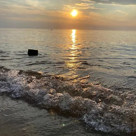 Rasmus فندق مبيت وإفطار كولوبرزيغ