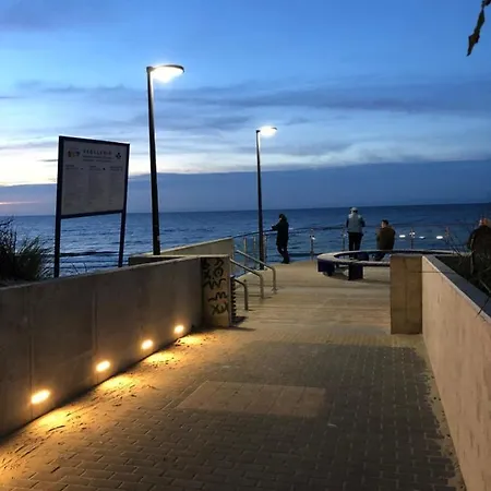 לינה וארוחת בוקר Rasmus 4*